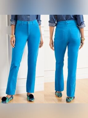 TALBOTS Plus Aqua Velveteen Straight Leg Pant! 🩵